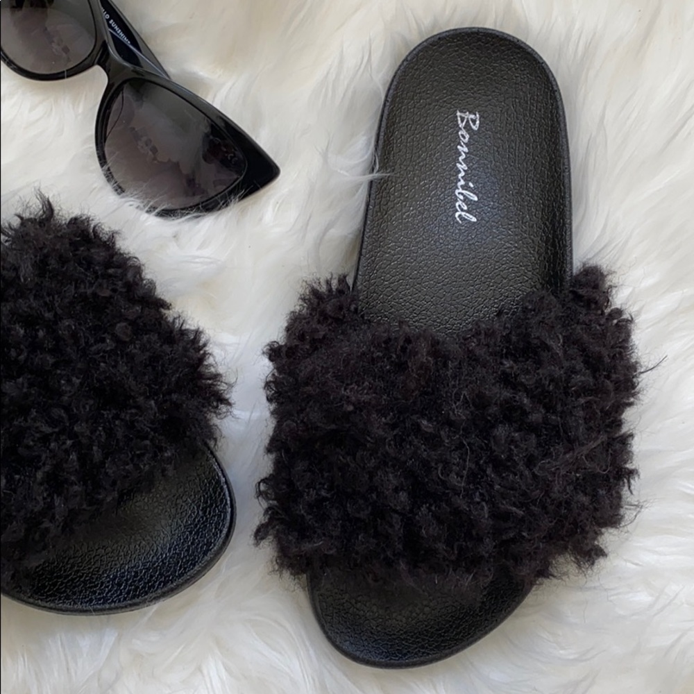 Black Fur Slide Mule Sandal Slippers⭐️New in Box⭐️ - Picture 4 of 9